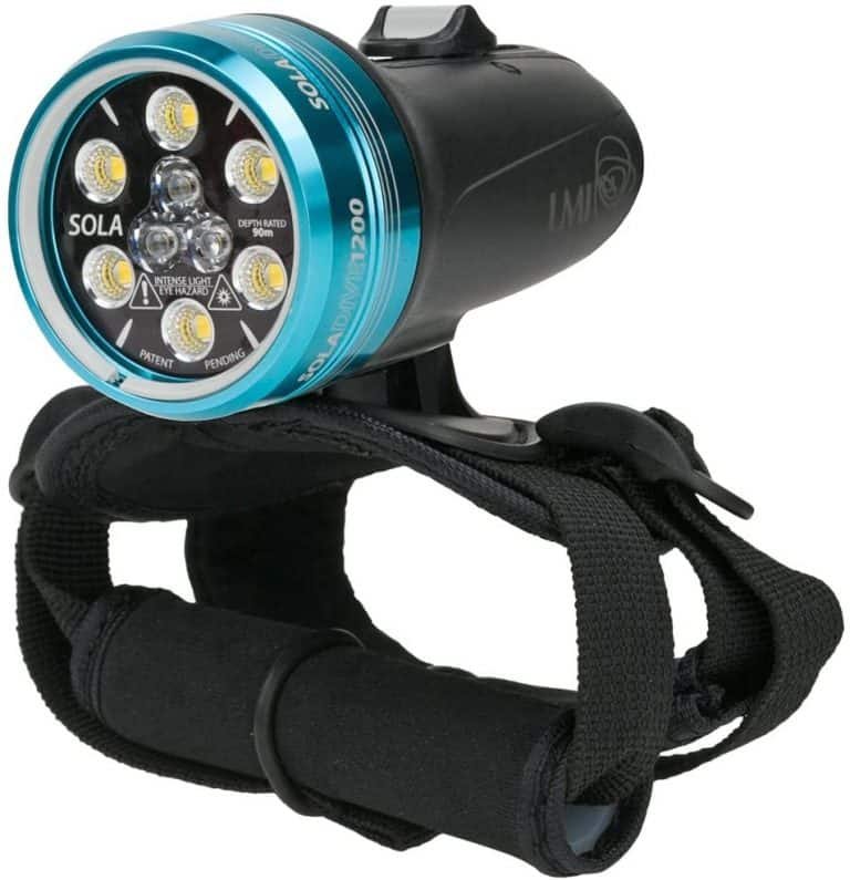 Best Dive Lights for the Money [Top 5 Picks] Underwater Mag